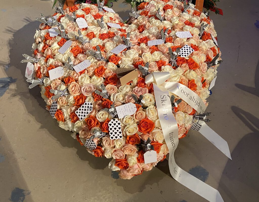 bloemstuk vereniging bij overlijden