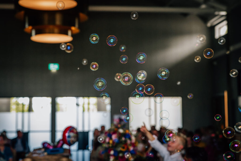Ballonnen oplaten tijdens een afscheid - Siem -