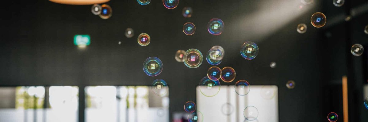 Ballonnen oplaten tijdens een afscheid - Siem -